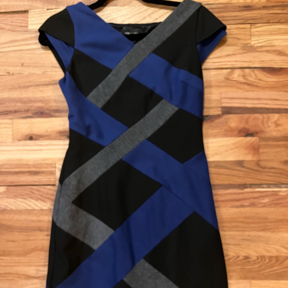 max and cleo dress 6 Blue Gray black Cap Sleeve Pattern Pencil